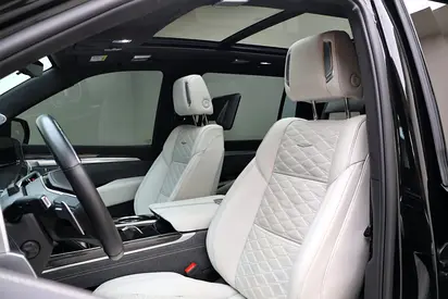 2025 Cadillac ESCALADE — миниатюра 12