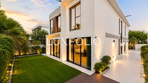 Upgraded | Extended Villa | Great Location