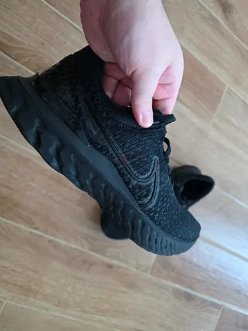 Nike React Black (UK 10, EUR 45)