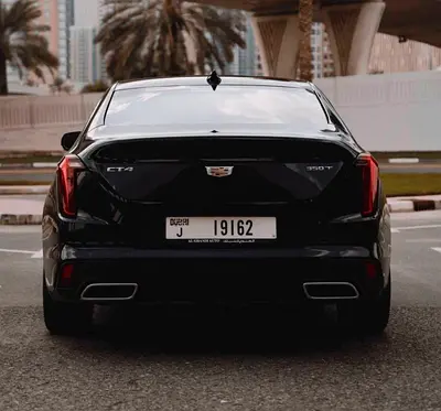2023 Cadillac CT4 — фото 2