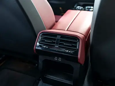 BMW 5 Series 520i M Sport, миниатюра 13