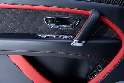 صورة مصغرة 11 لـ 2020 Bentley BENTAYGA