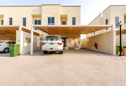Single Row | Freehold | Beach Access