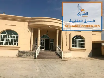 فيلا طابق أرضي للإيجار السنوي في الجرف 1 – عجمان