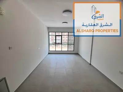 أول ساكن غرفة ماستر مساحة كبيرة جدا إطلالة بانوراما ستور موقع مميز | الجرف 3 عجمان