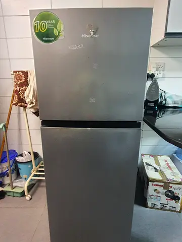 Hisense Top Freezer Refrigerator - Double Door, Good Working Condition