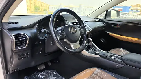 2017 Lexus NX-SERIES — фото 13