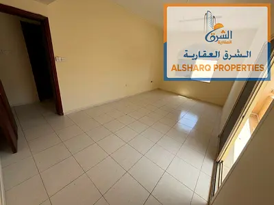 Ajman Corniche - Separate living room - Balcony with a view - Central air conditioning - Fully lit apartment