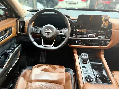 2024 Nissan PATHFINDER 照片 11