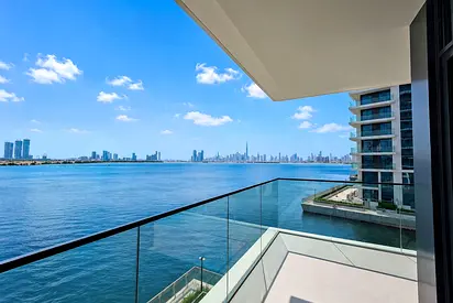 Cove7 | Sea & Burj Khalifa Views |2 Parking Spaces
