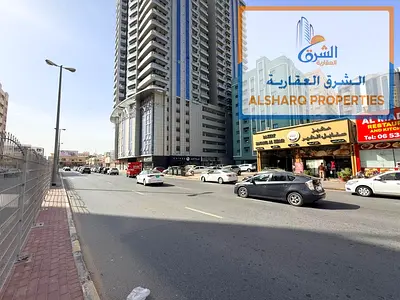 قطعة أرض تجارية ممتازة  للإيجار في عجمان،  النعيمية 2،  تطل على الطريق الرئيسي ، مساحتها 7000 قدم مربع  ، تقع على شارع الشيخ راشد بن عبد العزيز