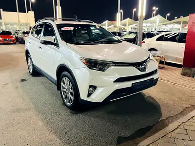 2018 Toyota RAV 4 — миниатюра 3