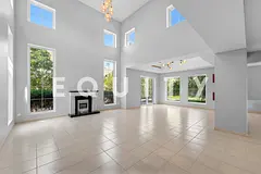 Vacant Now | Large Plot Villa | Great Location