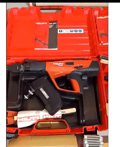 Hilti nail gun brand new with magazin