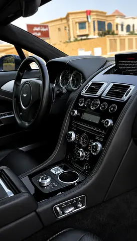 2012 Aston Martin RAPIDE — фото 9