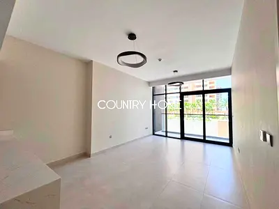 Elegant 1BR | Modern Living | Vacant
