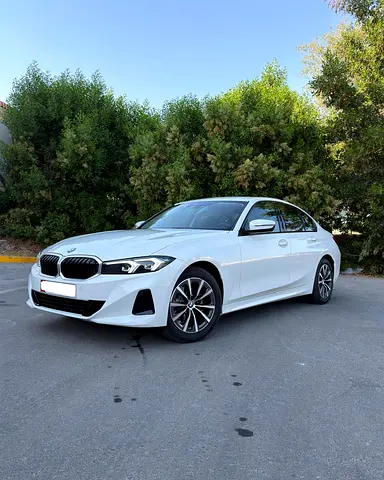 BMW 318i - 5 Years Warranty - 5 Years Free Service - Free insurance - Window tint