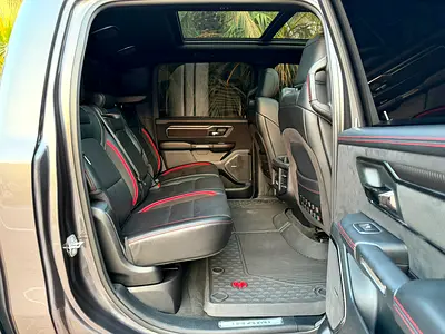 2021 RAM 1500 TRX 照片 12