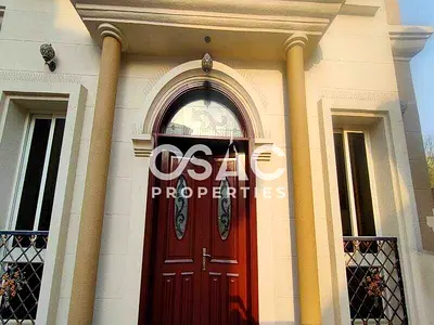 Spacious 5BHK | Villa | Private Yard