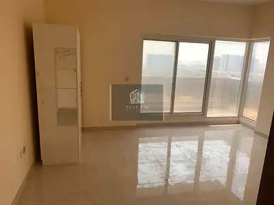 Unfurnished | Near Bus Stop | Prime location