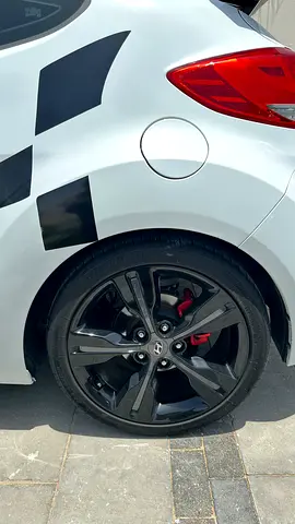 صورة 7 لـ 2016 Hyundai VELOSTER