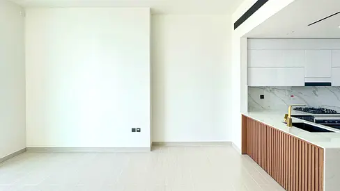 Ready To Move | Luxry Living | Cozy Space