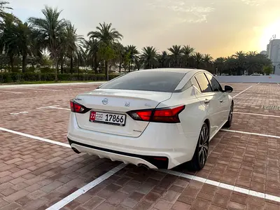 2022 Nissan ALTIMA — миниатюра 5