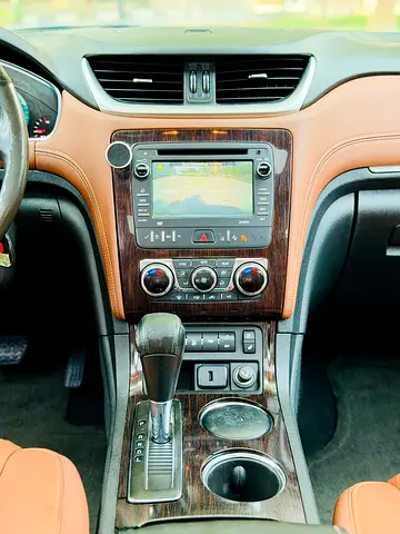 2015 Chevrolet TRAVERSE 照片 14