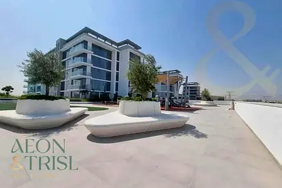 Lagoon View | Fully Furnished | Notice Served
