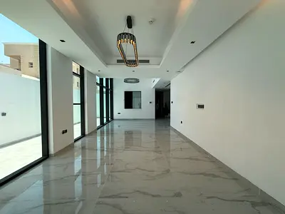 Brand New || Modern Style || Private Backyard