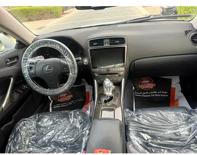 صورة 9 لـ 2010 Lexus IS-SERIES