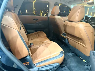 2024 Nissan PATHFINDER 照片 9
