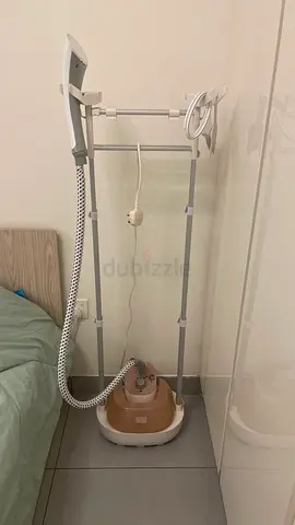 BLACK+DECKER Digital Garment Steamer