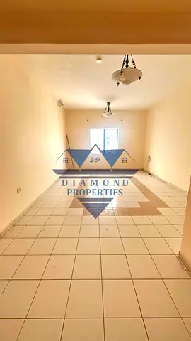 ✨ Omg! Cozy & Comfortable 2BHK 🏡 Chiller FREE ❄️ Spacious Rooms & Hall , Balcony 💰 Friendly Budg