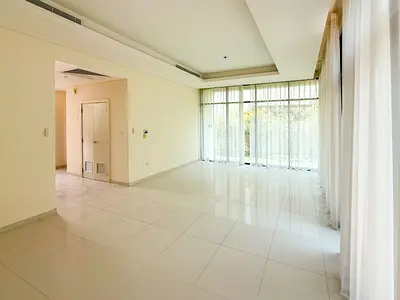 Family Layout | Great Amenities | Vacant Now