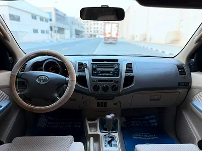 2009 Toyota FORTUNER — фото 4