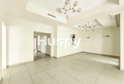 Large Layout | Vacant | Near Amenities