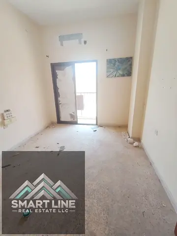 LIMITED OFFERS NO DEPOSIT 2BHK WITH BALCONY NICE LOCATION RENT ONLY 20K