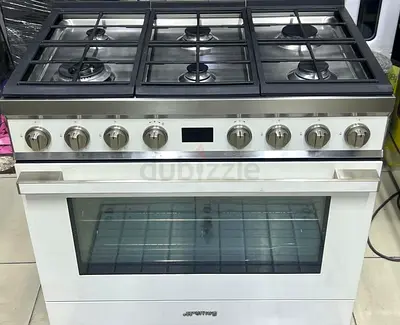 Smeg latest model 5 burner Top gas oven electric cooker
