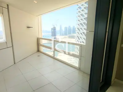 Maid Room | Balcony | Canal View