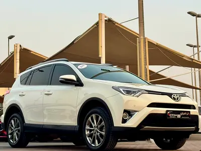 2018 Toyota RAV 4 — фото 3