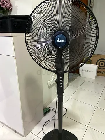 Standing fan