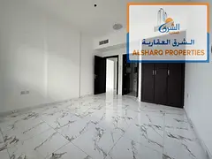 New building, card access system, built-in wardrobes, master bedroom, and an exclusive price.