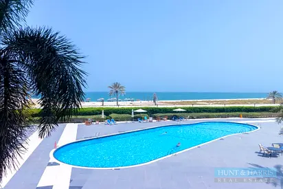 Fully Upgraded Extra Large - 1 Bedroom for Rent in Al Hamra Marina