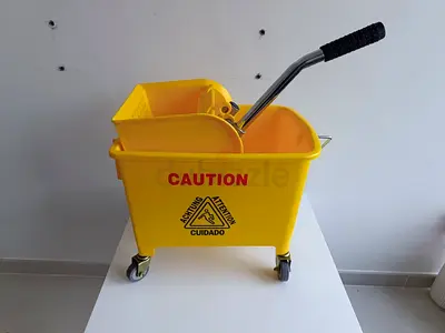 Mop bucket