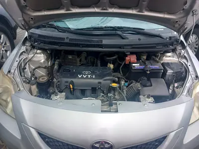 صورة 10 لـ 2010 Toyota YARIS