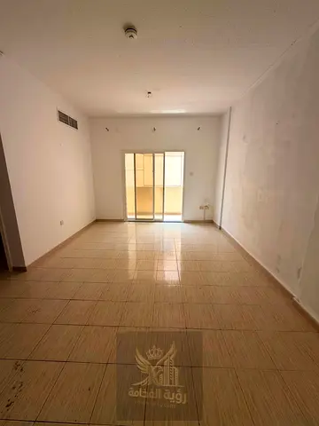 شقة للإيجار السنوي في الشارقة منطقة المجاز 3