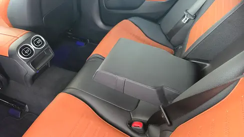 2026 Mercedes-BENZ C-CLASS 缩略图 14
