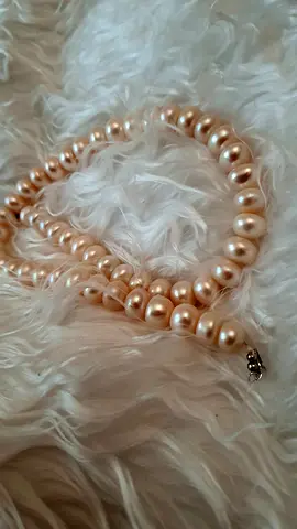 Stunningly Beautiful Natural Pearl Necklace. Never Worn. Worth Over AED 5K.. Selling: AED 2K.