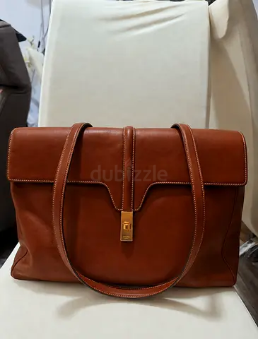 Pre love Celine Brown Leather Shoulder Tote Bag with Gold Lock - Excellent Condition. No inclusion.